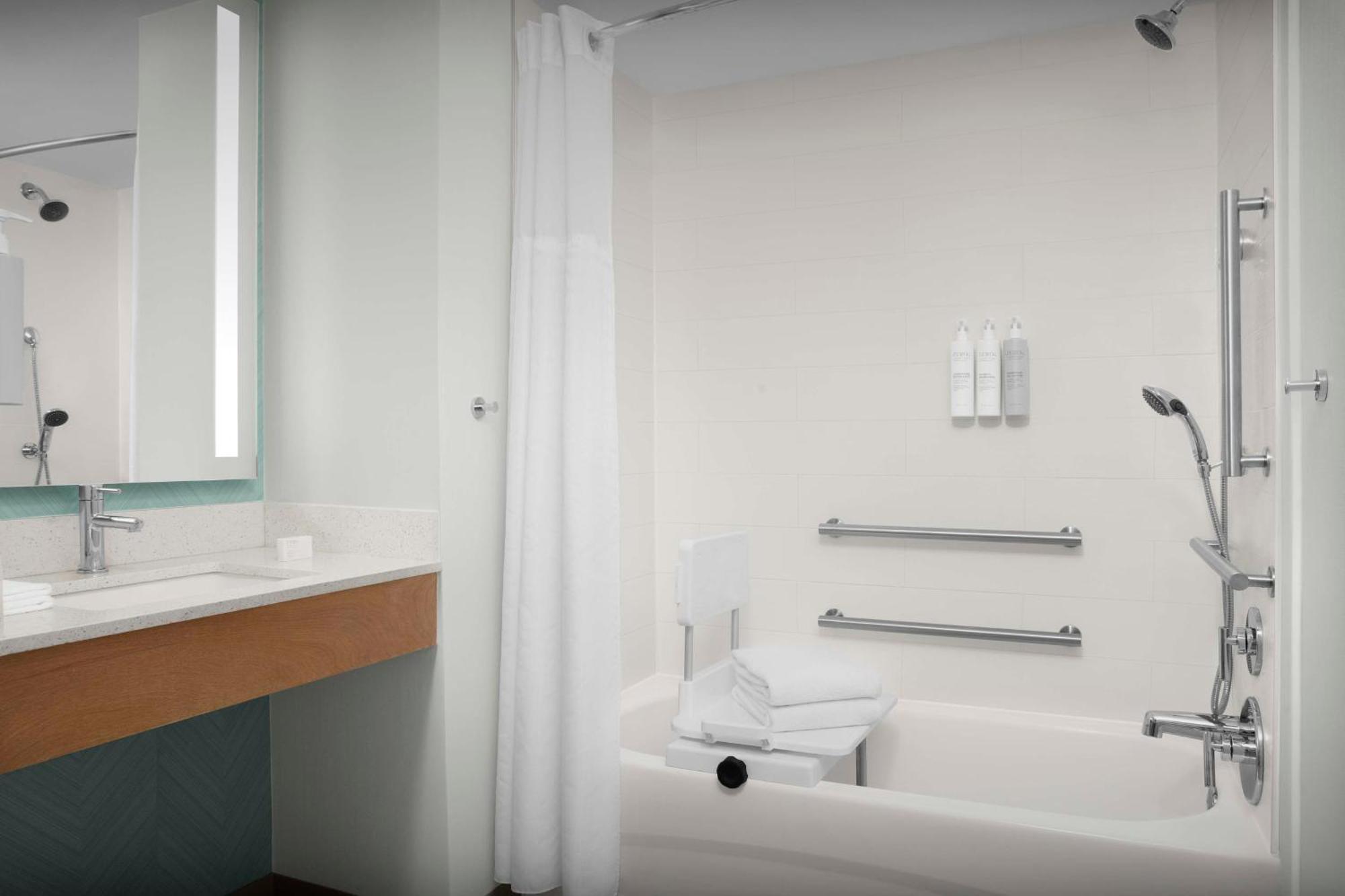Hilton Garden Inn Atlanta North/Johns Creek Esterno foto